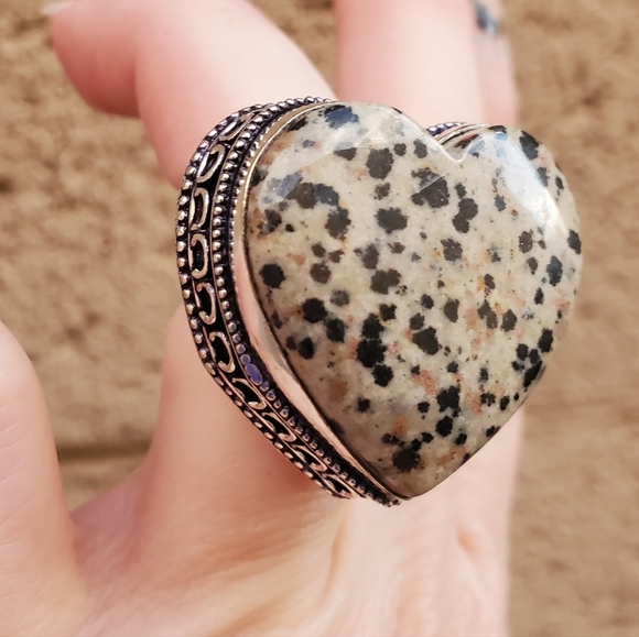 New Oversized Heart Shaped Dalmatian Jasper 925 Silver Statement Ring. - Picture 10 of 11